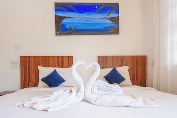 hibis resort ashwem goa