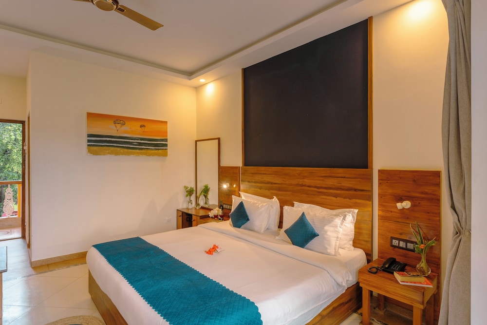 hibis resort ashwem goa