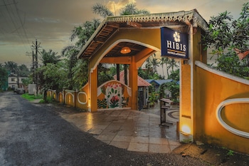 hibis resort ashwem goa