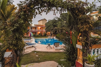 hibis resort ashwem goa