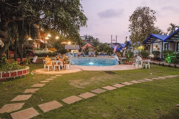 hibis resort ashwem goa