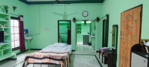 nithilagam temple and mountain view home
