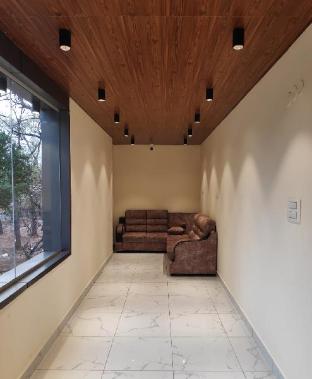 Hotel Raghavendra Grand Inn,,2 star