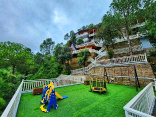 koro treehouse resort