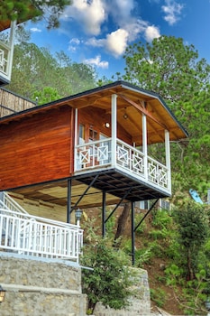 koro treehouse resort