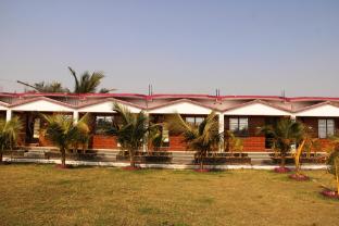 the pavilion beach resort adjacent to beach