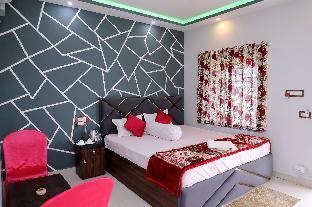 the pavilion beach resort adjacent to beach