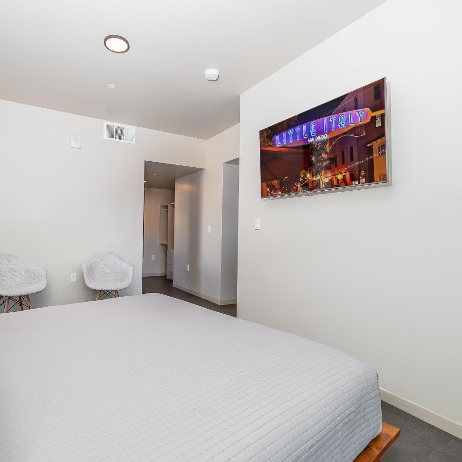 city24 hotel little italy mission hills