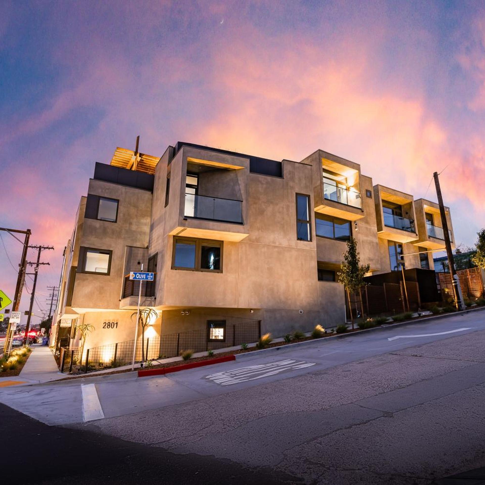 city24 hotel little italy mission hills