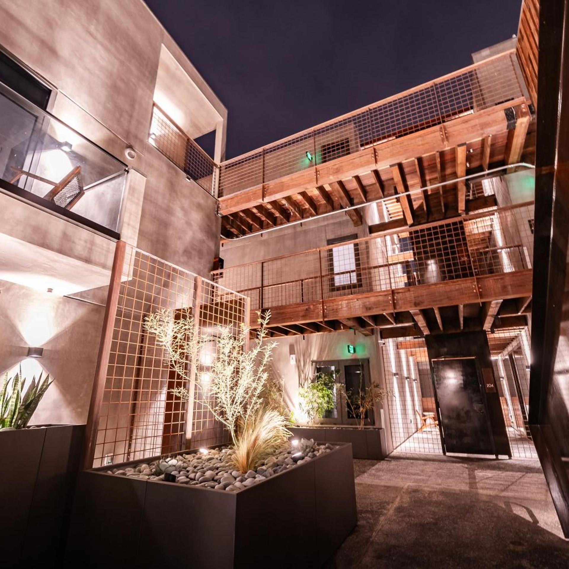 city24 hotel little italy mission hills
