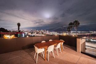 city24 hotel little italy mission hills