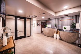 city24 hotel little italy mission hills