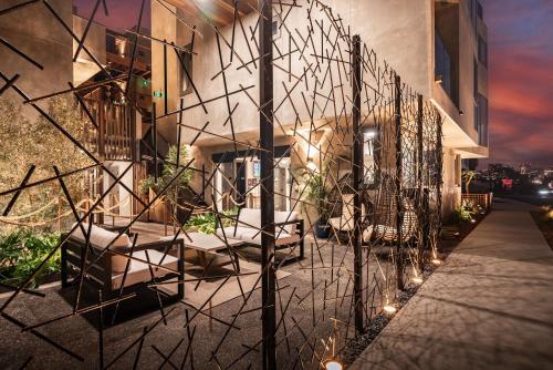 city24 hotel little italy mission hills