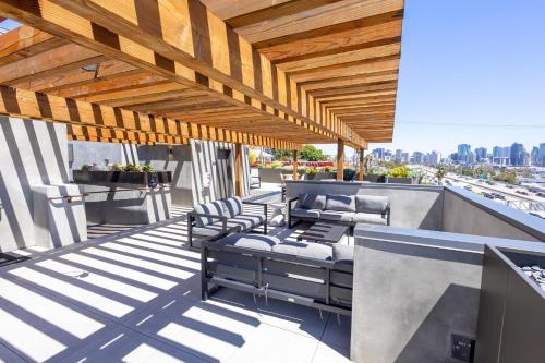 city24 hotel little italy mission hills