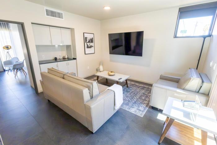 city24 hotel little italy mission hills