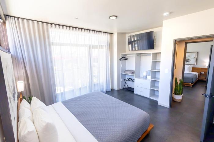 city24 hotel little italy mission hills