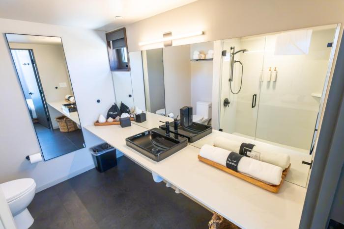 city24 hotel little italy mission hills
