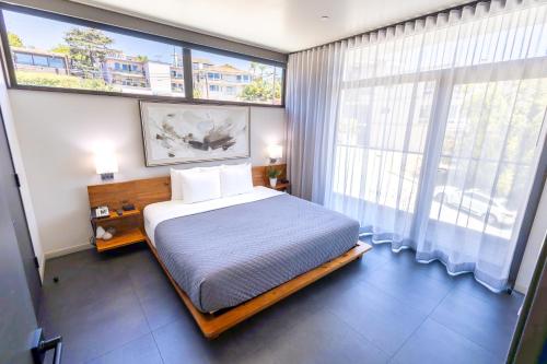 city24 hotel little italy mission hills