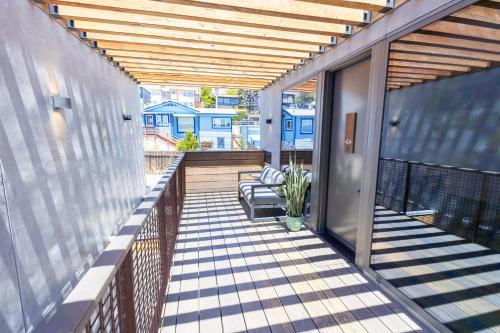 city24 hotel little italy mission hills
