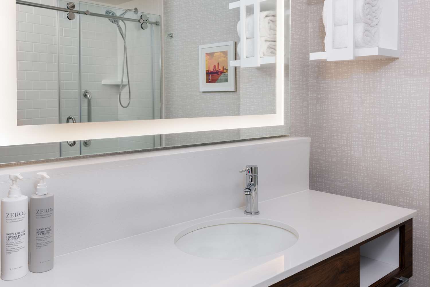 hampton inn and suites cleveland beachwood