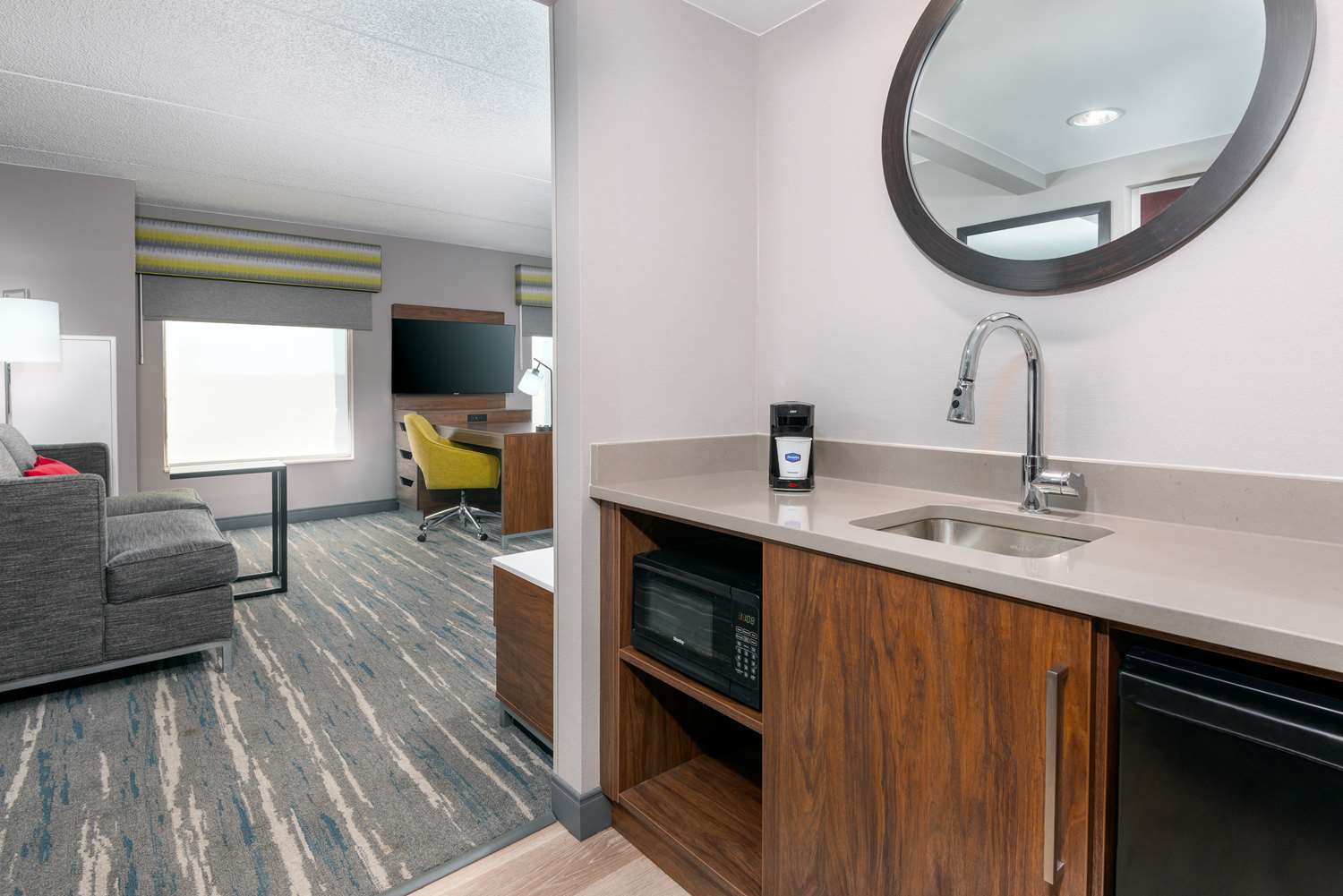 hampton inn and suites cleveland beachwood