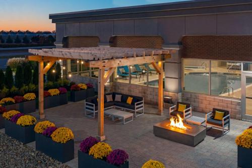 hampton inn and suites cleveland beachwood