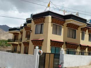 julley ladakh cottage