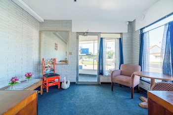 The Inn By El Dorado Lake,,3 star
