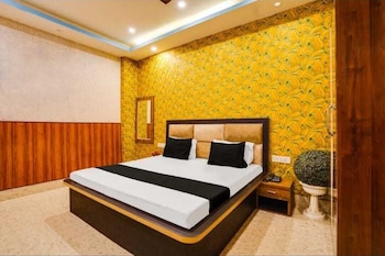 hotel aadhya and restaurant