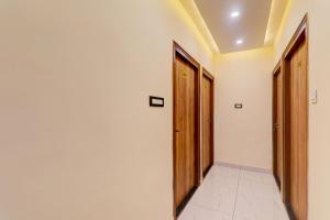 super hotel o manyam palace