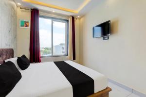 super hotel o manyam palace
