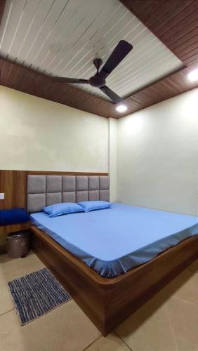 Hotel Yuvan Palace,,3 star