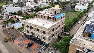 Pravasa Stay Near Luv Kush Square,,3 star