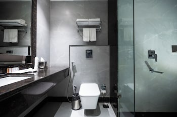 the hotel mudra