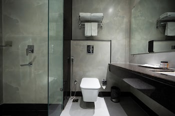 the hotel mudra