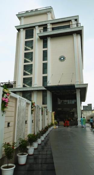 the hotel mudra