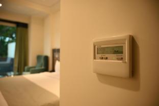 the hotel mudra