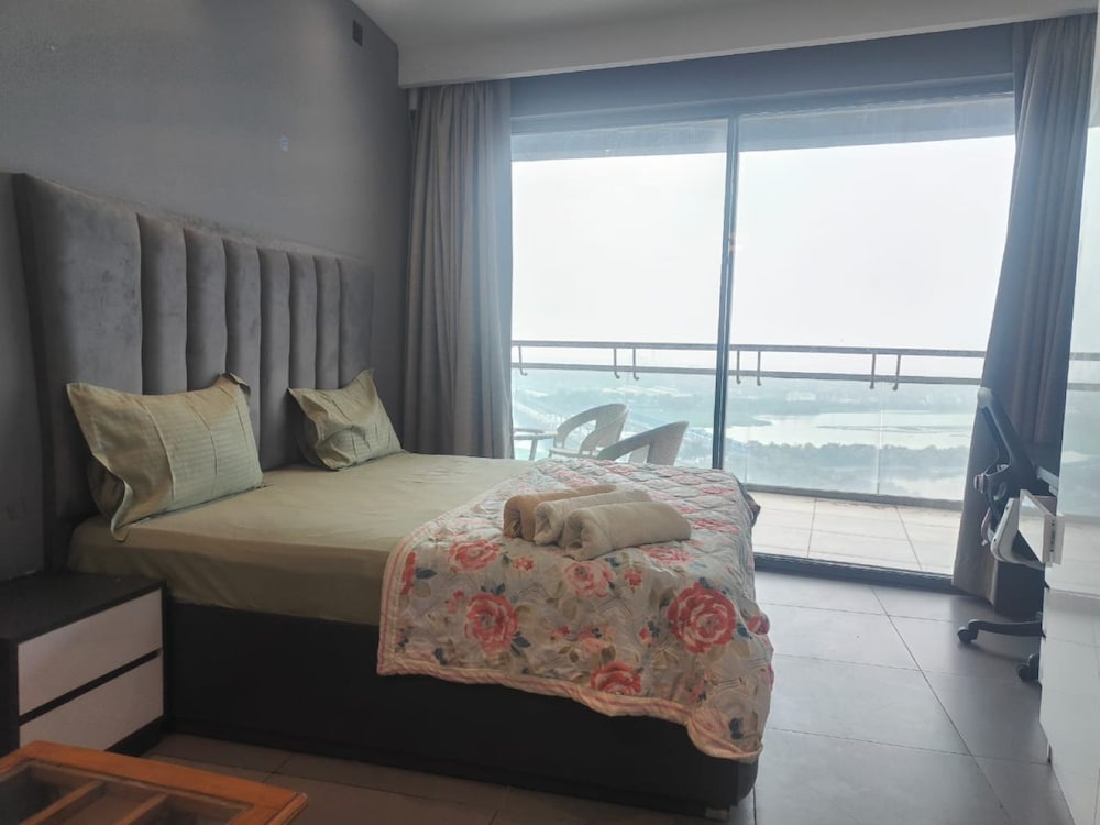 supernova heights studio