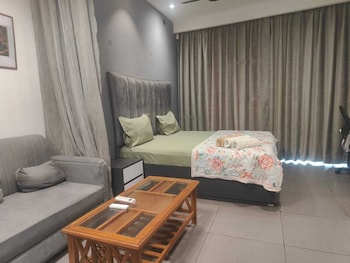 supernova heights studio