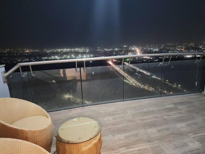 supernova heights studio