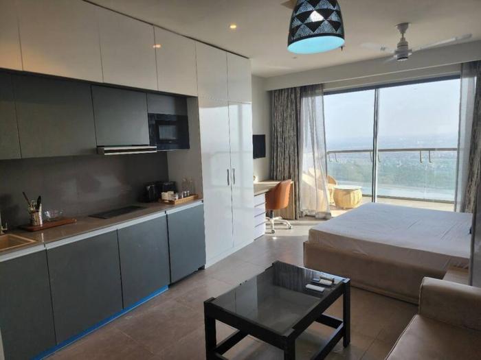 supernova heights studio