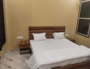 Hotel O Home Fauzi Rasoi & Guest Homestay,,2 star