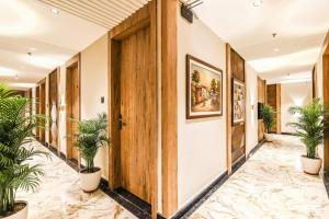 super hotel o krishna regency