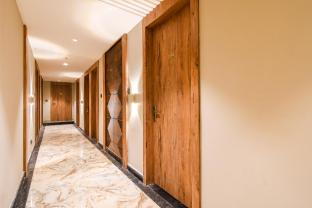 super hotel o krishna regency