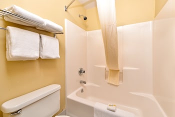 quality inn murray university area