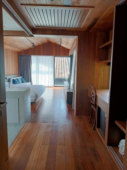 kluenngam cafe and stay