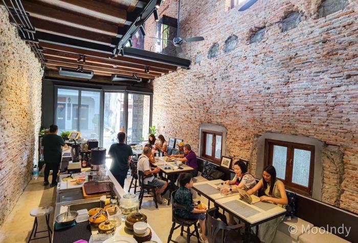 kluenngam cafe and stay