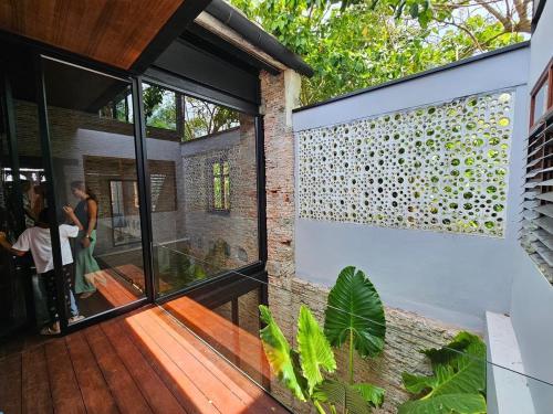 kluenngam cafe and stay