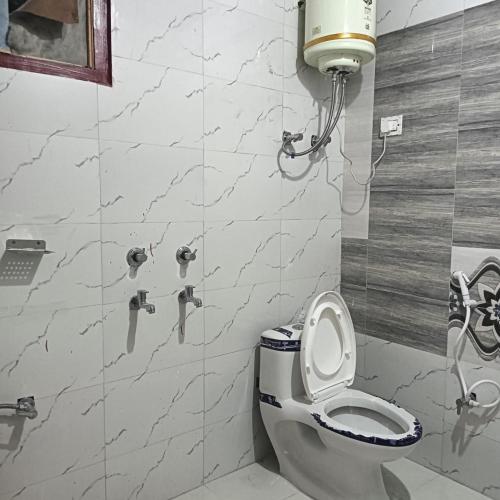 aditya guest house