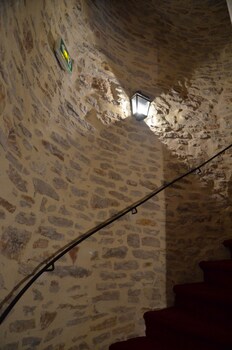 Abbaye De Maizieres,Beaune>>Aloxe-Corton,4 star